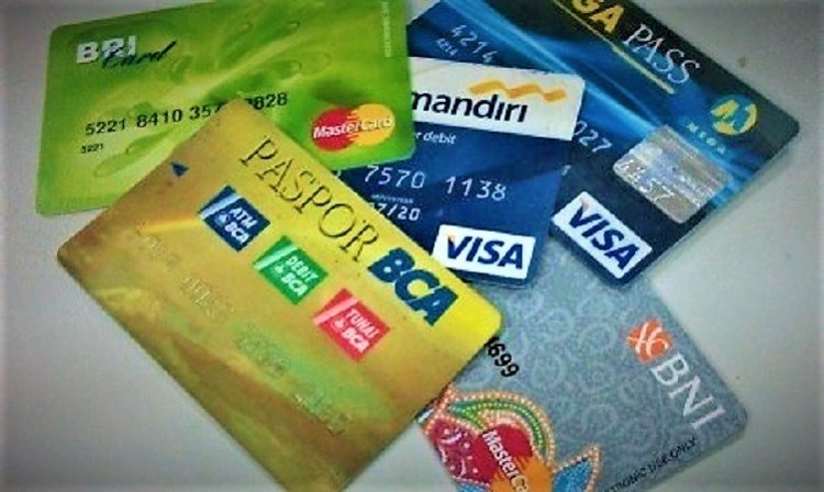 Sudah Dekat, Ini Batas Akhir Penggantian Kartu ATM/Debit Mandiri, BCA, dan  BRI - sisibaik.ID
